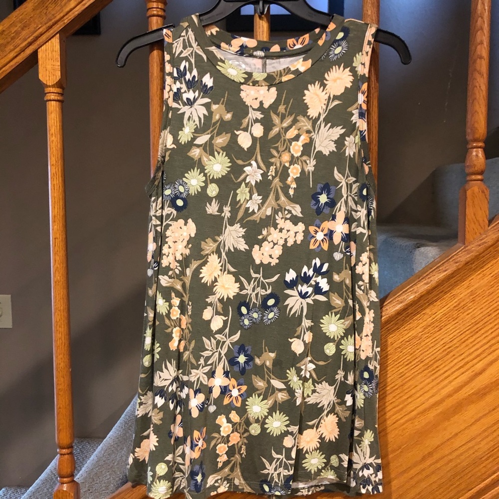 Maurices floral height neck tank.